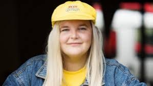 Wikimedia commons has media related to pop vocalists from australia. Top 10 Famous Australian Singers In 2020 Popnable