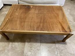 Mennad는 커피 테이블을 잡고 그것으로 baya를 치기. Korean Table Furniture Home Living Furniture Tables Sets On Carousell