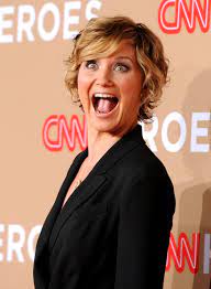 Jennifer nettles short wavy golden blonde hairstyle with side swept bangs. More Pics Of Jennifer Nettles Short Curls 1 Of 6 Hair Lookbook Stylebistro
