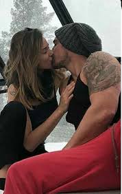 Ibrahim celikkol blessed with a baby boy; Pin By Lamia Mohamed On Ibrahim Celikkol Mihre Baby Ali Family In 2020 The Handsome Family Couple Photos Photo