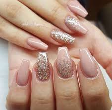 Pedicure diseños para xv / estan todavía hechos en trazos pero el bosquejo nos ayuda a comprender como quedará el modelo final. Quinceanera Rose Gold Nails Novocom Top