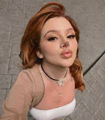 Evy Jimenez's Instagram, Twitter & Facebook