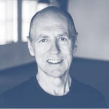 La guida completa allo Yin Yoga. Filosofia e pratica : Clark, Bernie,  Powers, Sarah: Amazon.it: Libri