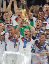 News, die nächsten spiele und die letzten begegnungen von deutschland sowie die zuletzt eingesetzen spieler. Fussball Traum Deutschland Ist Weltmeister Fussball Weltmeister Deutschland Fussball Weltmeister