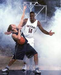 Pin By Blake Terrance Nunlee On Emeka Okafor In 2020 Emeka Okafor Uconn Uconn Womens Basketball
