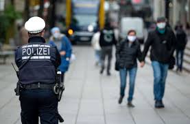 Eine nächtliche ausgangssperre ist allerdings nicht angebracht, befindet ein gericht. Corona Massnahmen In Deutschland Ausgangssperre Und Ausgangsbeschrankung Was Bedeutet Das Politik Stuttgarter Zeitung