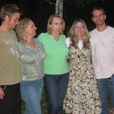 She is an actress, known for jack said (2009), glamour dolls (2016) and burnside (2000). Pin Di Jeanita Cook Su Paul Walker Family