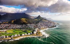 Picturesque cape town stirs the imagination. Learn 10 Geographic Facts About Cape Town