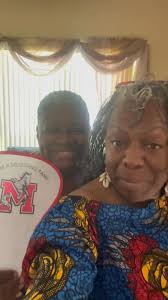 Everyone in the beginings of Manor High knew the pulse of school spirit  flow throw the cheerleaders.🤸🏿📣 So when Miss Spirit , Cindy Byrd  couldn’t attend the upcoming Manor Day, I took it