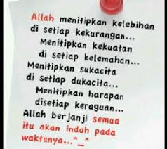 Ibarat iba·rat kata nomina (kata benda) 1) perkataan atau cerita yang dipakai sebagai perumpamaan (perbandingan, lambang, kiasan) contoh: Kata Mutiara Kepercayaan Dalam Hubungan Kata Kata Bijak