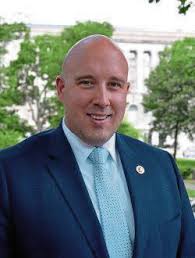 11 in primary race for North Hills School Board