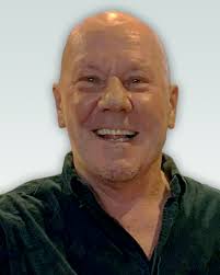 Obituary of Bob Plumb