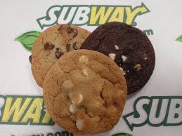 Recette De Biscuits Subway Subway Cookies Three Ingredient Recipes Subway Cookie Recipes