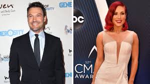 Brian austin green and sharna burgess's new relationship has been raising eyebrows since around christmas. Brian Austin Green Sharna Burgess Kiss In Pic Post Megan Fox Split