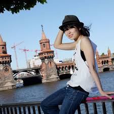 Aline abboud is known for her work on abendshow: Alice Sara Ott Die Frau Die Fur Lang Lang Einsprang Berliner Morgenpost