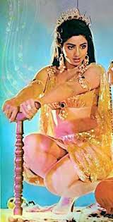 Sridevi Golden Gal Sridevi In Masterji Acest film nu are sinopsis.