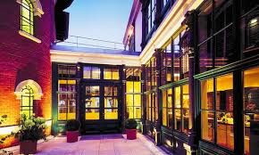 Jeden tag neu, je nachdem, was die märkte in hamburg und paris hergeben. Hamburg Gourmet Reise Im 5 Hotel Sullberg Groupon