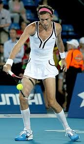 Experimental neurology , 7 : French Tennis Star Nicolas Mahut Dresses As A Woman For Match See The Funny Pictures Mirror Online