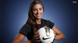 Nayeli also provided input to the mexican biggest victory in history when they defeated the united. Top 10 Most Beautiful Women Footballers
