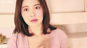 Beautiful asian girl heartbeat - ThisVid.com