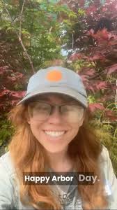 💚Happy Arbor Day!🌳Kat visits the Japanese Maples🍁and shares how to use  wind🌬in your garden design🌿🏡#ArborDay #PlantATree #japanesemaple  #japanesemapletree #gardendesignideas #DIYGarden ...