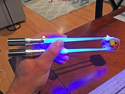 These Light Up Lightsaber Chopsticks Are The Only Proper Way For Star Wars Geeks To Eat Sushi In 2020 Lightsaber Chopsticks Light Up Lightsaber