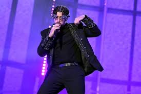 Bad bunny topped the charts even before the release of his third album in 2020, el ultimo tour del mundo. bad bunny ended 2020 just as he started it: Bad Bunny Was The Most Streamed Artist In The World On Spotify In 2020 The Fader