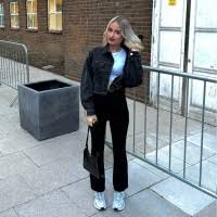 30+ "Emma Trotter" profiles