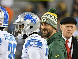 Green Bay Packers Aaron Rodgers Smacks Back After Beer Chugging Check out our aaron rodgers selection for the very best in unique or custom, handmade pieces from our memorabilia shops.