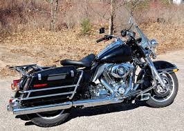 run in with the police a harley davidson road king police that is harley davidson road king police