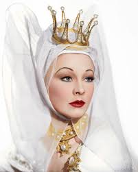 A sensational Lazlo Willinger portrait of Vivien circa 1940 where unusually  she is wearing her hair up. Years later in the 1970s, when John Kobal began  assembling his unrivalled archive of the