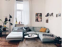 Last ned alle bilder og bruk dem for selv kommersielle prosjekter. Das Sofa Als Lieblingsplatz