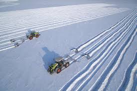 In kasachstan herrscht typischerweise ein oft starker wind. Claas Schnee Pflugen In Kasachstan Wer Weiss Warum Facebook