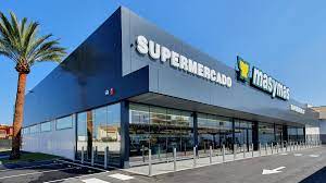 Ofrece jamón curado seco y cocinado, queso. Juan Fornes Supermercados Masymas Crece El 10 En Ventas Y Factura 332 5 Millones