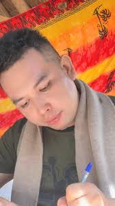 A whole vibe of calm and content #busay