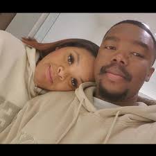 Breastfeeding moms … such an elite combo 😍🍼