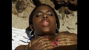 Ebony girls deliver hot sex on the beach - Cinna Bunz, Kaire, Lil Ass,  Meagan Reed, Meka Johnson, Naomi Wolfe - XNXX.COM