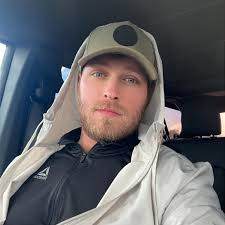 Bears 🐻 and Packers NFL game post one ☝🏾 thing you feel is a lock bet