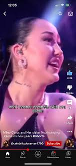 Noah Cyrus har samme "pillow face" som Kylie : r/KUWTKsnark