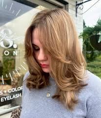 Looking for a quick glow-up before Thanksgiving? Look no further, your  girls at Pavia Salon have you covered! Use the code ~ THANKFUL ~when  booking your appointment with stylist, Hannah, to receive