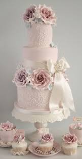 Wedding Cake Ideas Sugar Flowers Belle The Magazine Wedding Cake Roses Pink Wedding Cake Wedding Cakes Vintage