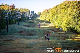 Legs can range in distance from 2.5 miles to 9 miles depending on the course. Leg 1 Of Reebok Ragnar Reach The Beach The Hero S Leg Run Up And Down Bretton Woods Ragnar Ragnar Relay Beach