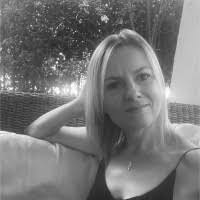 Marina Bradley's Instagram, Twitter & Facebook