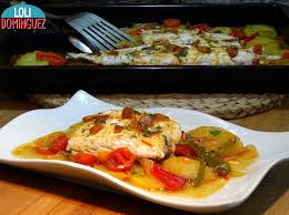 Merluza Al Horno Con Patatas Y Verduras Muy Jugosa Y Deliciosa