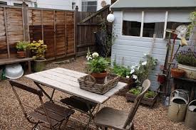 I Would Very Much Like My Garden To Look Like This Please Www Junkaholique Com Quintal