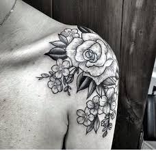 Yeni Ve Cekici Kadin Omuz Dovme Modelleri Kadin Ve Trend Moda Guzellik Ve Saglik Blogu Woodcut Tattoo Cool Shoulder Tattoos Shoulder Tattoos For Women