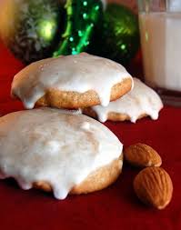 This diet, which involves obtaining most of your daily calories from fat and protein instead of carbs, ca. Lebkuchen German Gingerbread Christmas Cookies Almond Recipes German Christmas Cookies Christmas Food