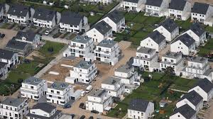 Wohnungsanzeigen für die erfolgreiche wohnungssuche richtig lesen. Immobilienmarkt In Deutschland Hauser Und Wohnungen Werden Knapper Der Spiegel