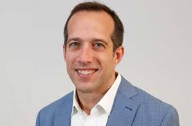 Advisor Reviews: Don't Get Left Behind