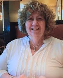 Lynn Tannenbaum's Instagram, Twitter & Facebook